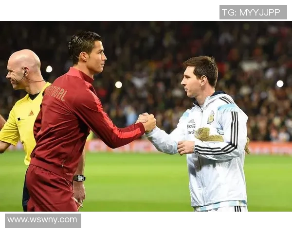 C罗比照梅西相形见绌，距离不止世界杯：梅西参与一切竞赛悉数出线，C罗三次小组赛出局